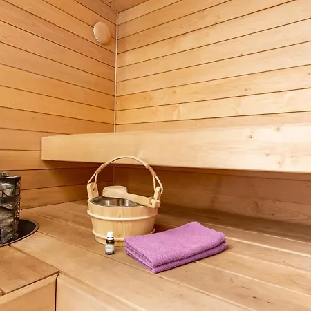 Alice Backyard-Holiday Home And Spa Parnu Exterior photo